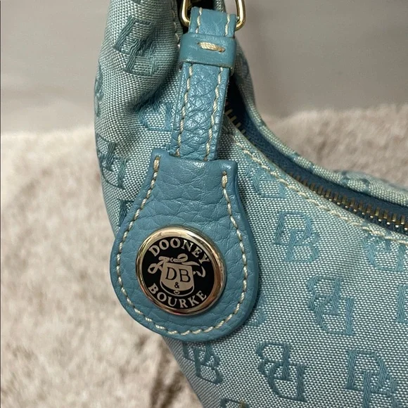Vintage Dooney & Bourke Small Handbag - Picture 5 of 16
